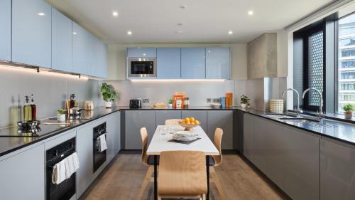 Student Only 3 Bed Private Flat with Shared Washroom Battersea