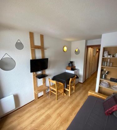 Studio 50 m du funiculaire et pistes