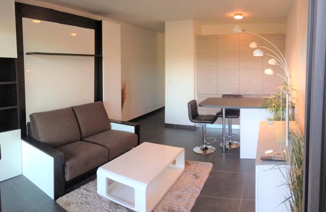 STUDIO air-conditioned standing with SEA VIEW and POOL