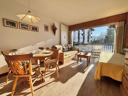 Studio au pied des pistes avec piscine et parking, animaux admis - FR-1-595-18