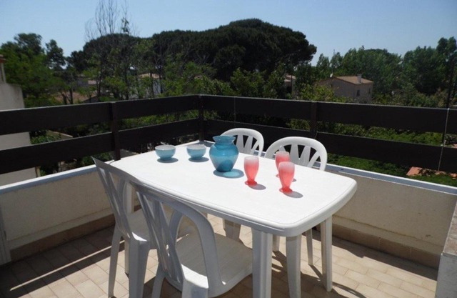 Studio cab. climatisé avec terrasse, pk privé et piscine - Grau d'Agde - FR-1-423-35