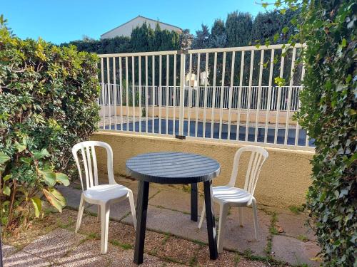 Studio Cabine 4 Pers. avec Wifi, Piscine, Parking à 500m de la Plage d'Argelès - FR-1-776-54