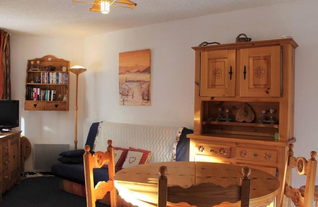 Studio cabine + coin nuit, 6 couchages, Vars Les Claux, proche pistes et commerces - FR-1-330B-174