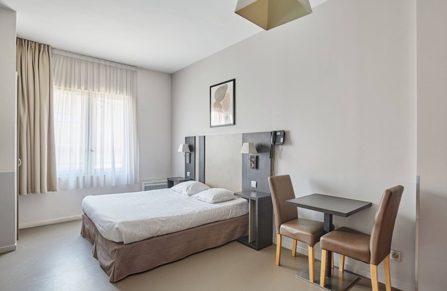 Studio confortable et lumineux