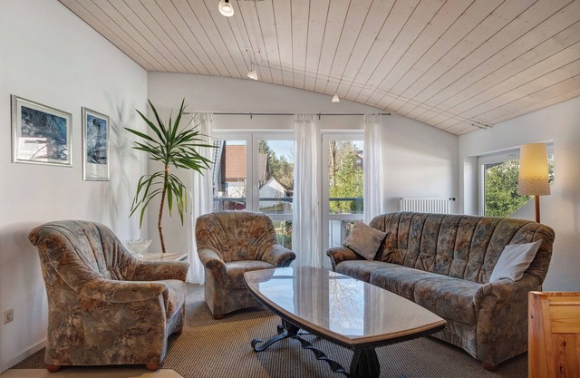 Studio 'Brend, 48qm' with Balcony and Wi-Fi