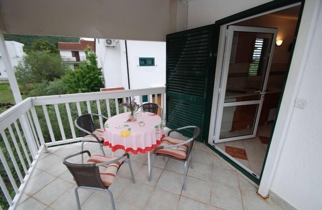 Studio flat with terrace Zaostrog, Makarska (AS-2663-a)
