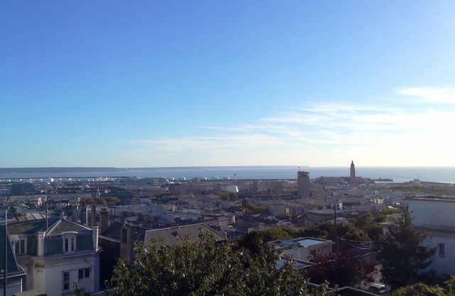Studio full view of the Seine estuary and the sea, 2 steps from the center