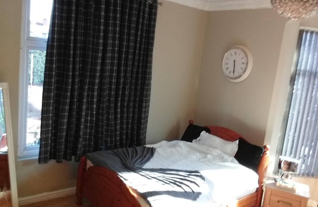 Studio in Leeds - Sleeps 2