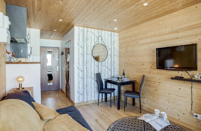Studio Le Curling A - Val Claret-21 by Interhome