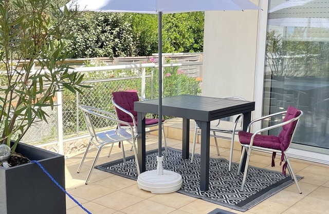 Studio mezzanine on the beach of Royan