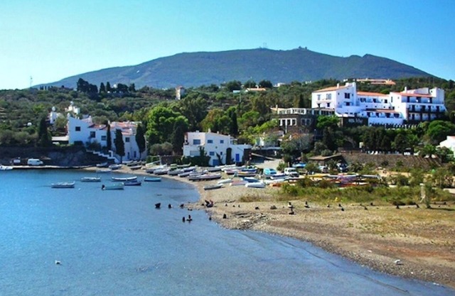 Studio Pour 2 Personnes à Cadaqués au Bord de Leau, Accès Piscine