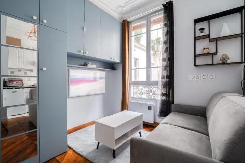 Studio rénové cosy metro Paris 2pers wifi