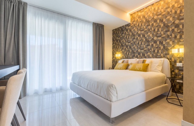 Studio "Residence Meridian Unità 5" near the Beach, with Mountain View, Pool & Wi-Fi