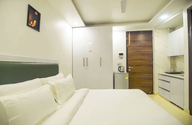 Studio serviced apartment with Gym