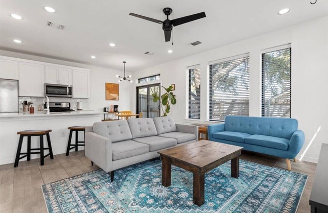 Stunning 3BR Home in Desirable Austin Location