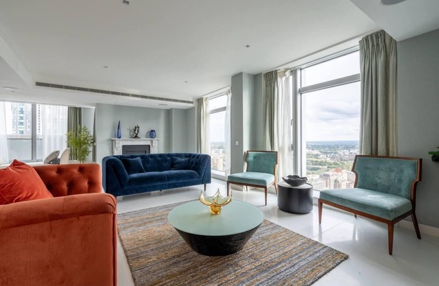 Stunning 4-Bed Duplex Penthouse in London