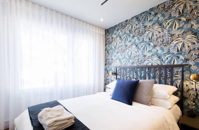 Stunning 4 Suites on private Floor in Little Italy by Denstays