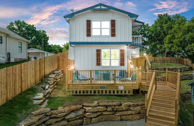 Stunning 5 Bedroom: Owen Park