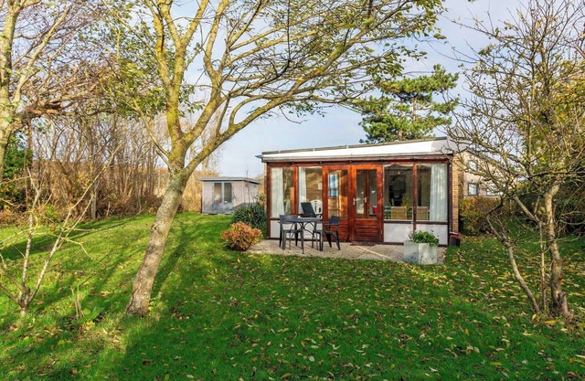 Stunning bungalow near beach