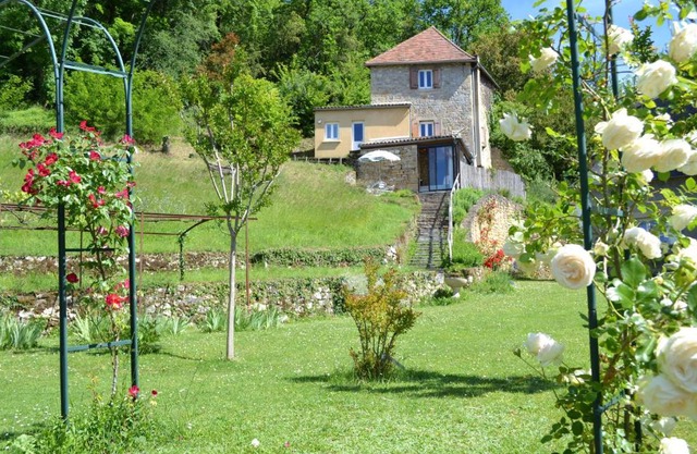 Stunning Home In Cénac-Et-Saint-Julien