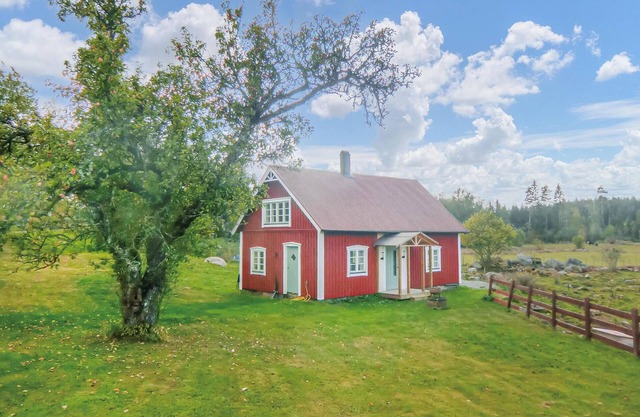 Stunning home in ödeshög with kitchen