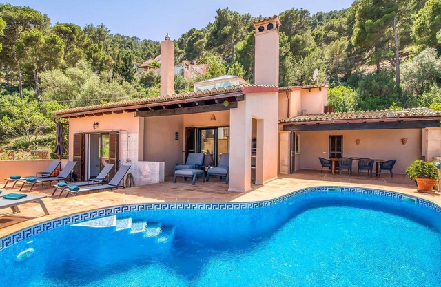Stunning home in Capdepera with WiFi