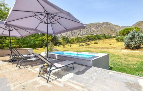 Stunning Home In Monreale