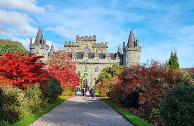 Stunning Large Garden Villa 7BR (Sleeps25) - nr Loch Lomond and Glasgow
