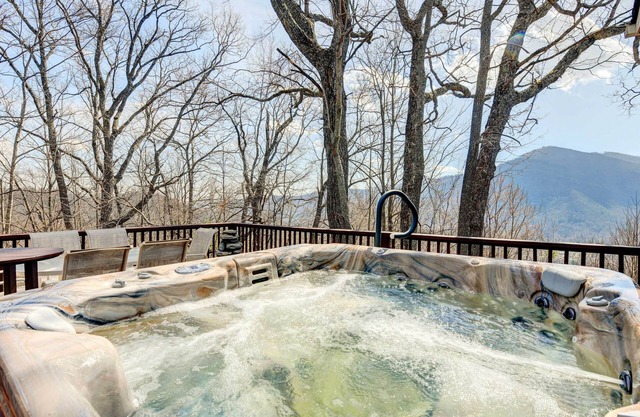 Stunning Maggie Valley Getaway w/Decks, Fire Pit!