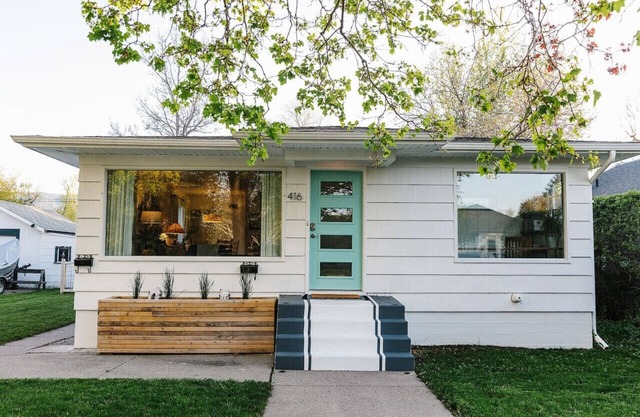 Stunning Mid-Century Oasis, Steps from Downtown