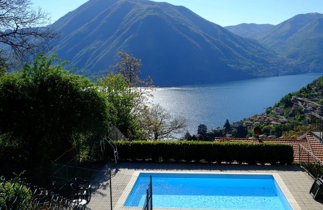 Stunning modern 4 bedroom Villa w/private pool - stunning views, very tranquil