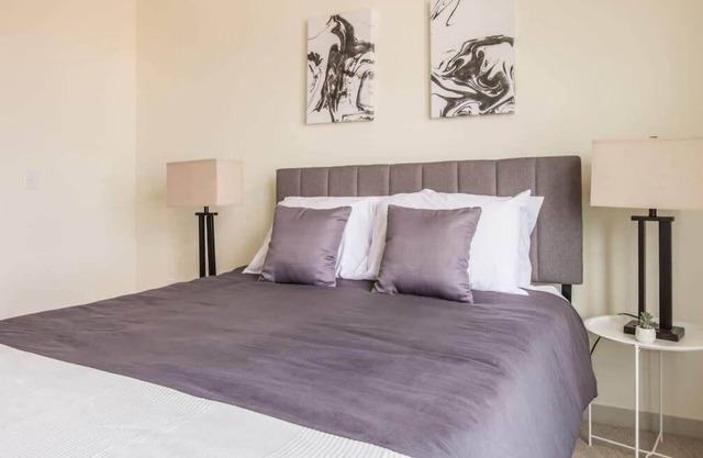 Stunning Nulu 1BR CozySuites 04