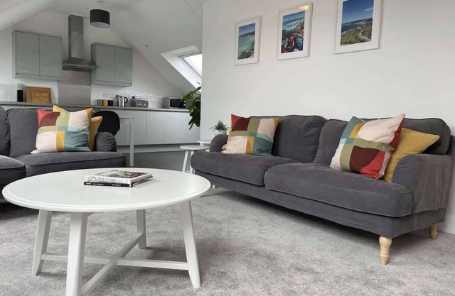 Stunning Penthouse in Penzance "Amazing Sea Views"