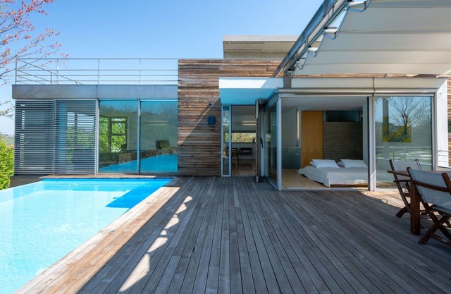 Stunning private villa with WIFI, A/C, private pool, TV, terrace, pets allowed and panoramic view