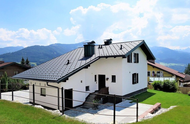 Stunning private villa for 6 guests with WIFI, TV, terrace and pets allowed