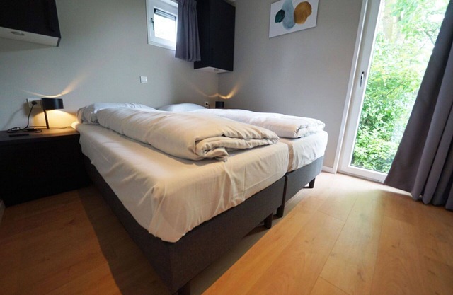 Stunning private villa for 4 guests with WIFI, pool, TV, terrace and parking