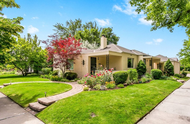 Stunning & Spacious | 938 Downtown Villa
