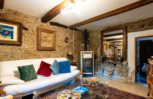 Stunning villa for 6 people with A/C, WIFI, pets allowed, panoramic view and parking