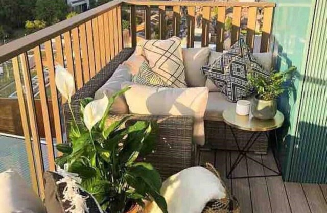 Stylish 2 bed London apartment - panoramic views of London