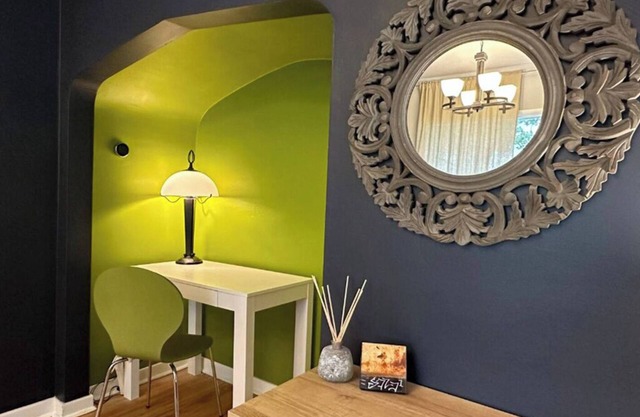 Stylish City Escape : Spacious, Comfy & Close to Everything