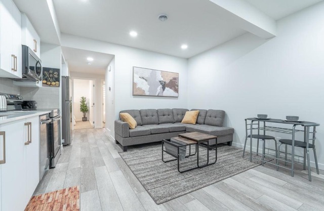 Stylish Getaway 2BD Basement by YMCA and South Health Campus Hospital