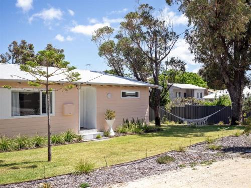 Stylish Shack Falcon Bay
