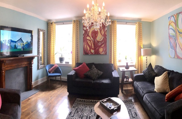Stylish Stone Row Apartment in Historic Downtown