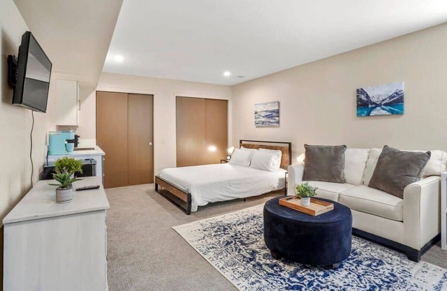 Stylish Studio in Denver Close to Sloans Lake