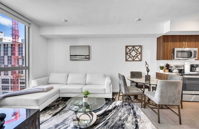 Stylish Unit in Downtown Miami W/Free Parking