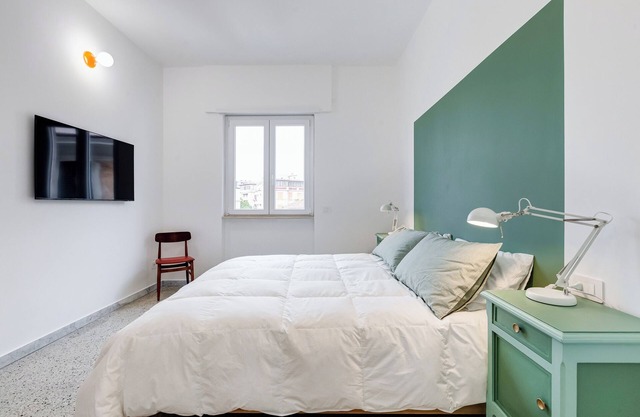 Stylishly furnished apartment in the heart of Pigneto for short and long periods