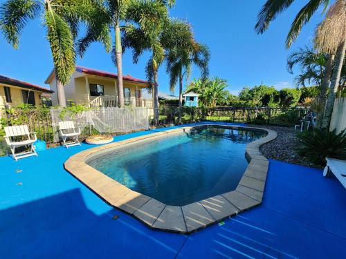 Suburban Paradise With a Pool