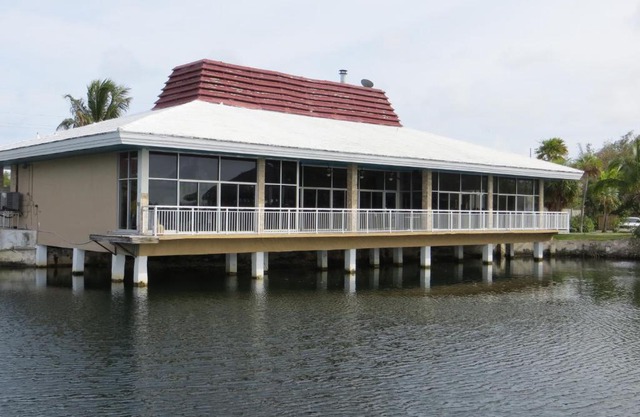 Sugarloaf Lodge