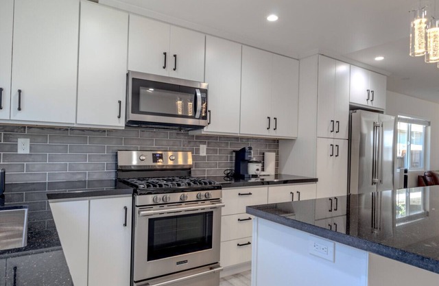 Suite 2 near Stanford