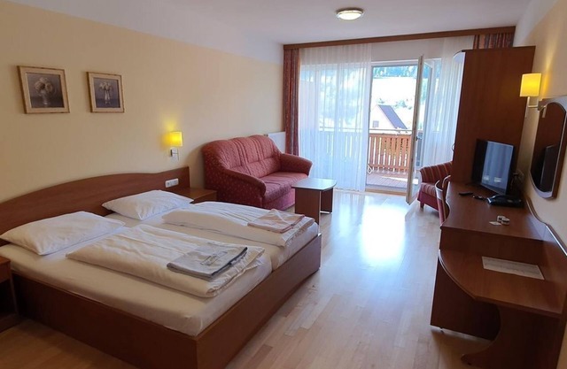Suite A| Balcony (1-2 nights) - Hotel Angerer-Hof